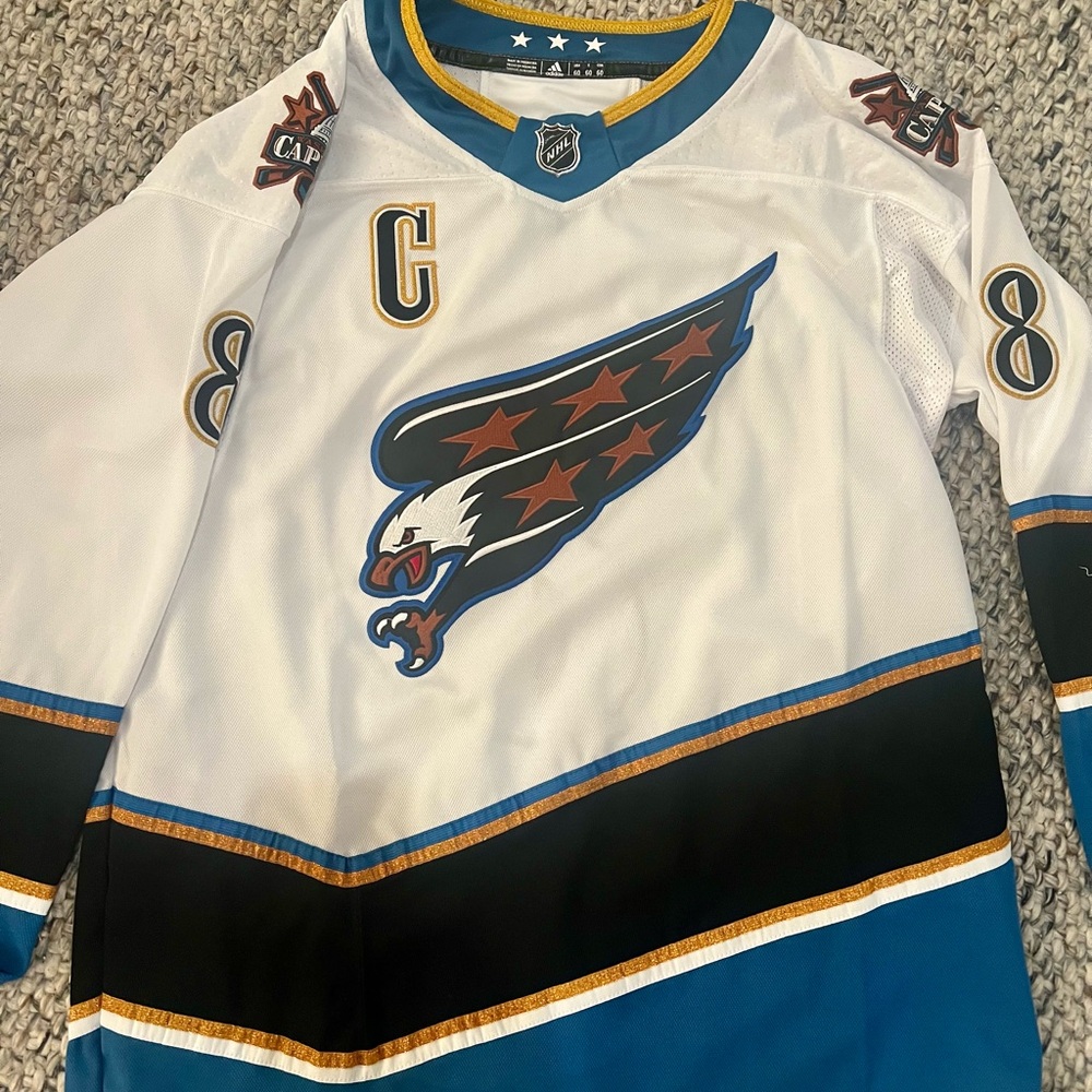 Washington Capitals Ovichken Hockey Jersey size XXL / 60